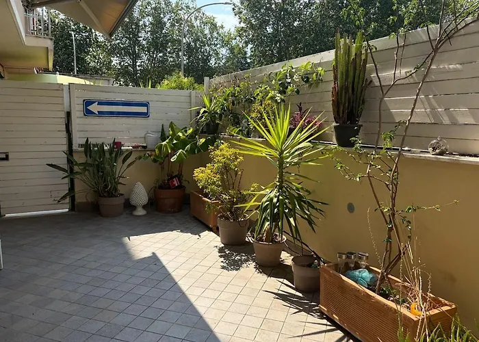Artistic In The Center Of With Garden
